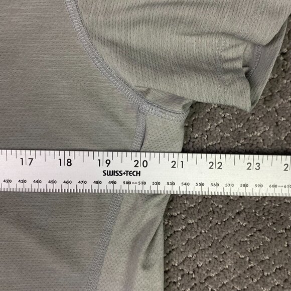Ten Thousand Shirt Men's Medium Gray The Versatile Tee Performance Gym Running - Picture 9 of 10